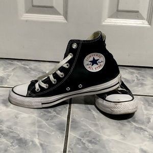 Used black converse high tops